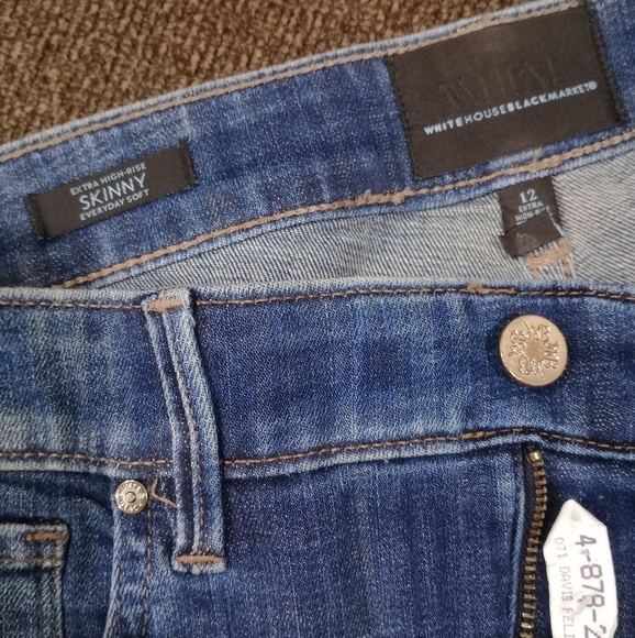 White House Black Market Woman Dark Wash Tapered Leg Denim High Rise Skinny Jean - Picture 8 of 13